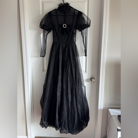 Elegant Black Wednesday Addams inspired Evening Gown - Picture 7 of 16